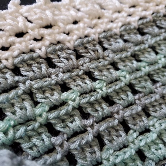 Crochet Mint Ombre Baby Blanket Afghan/New - Picture 7 of 7
